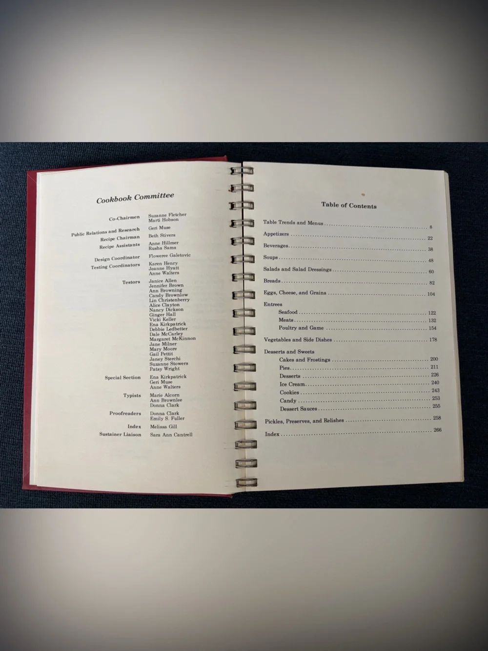 Tennessee Tables Junior League Cookbook Knoxville first printing HC spiral book